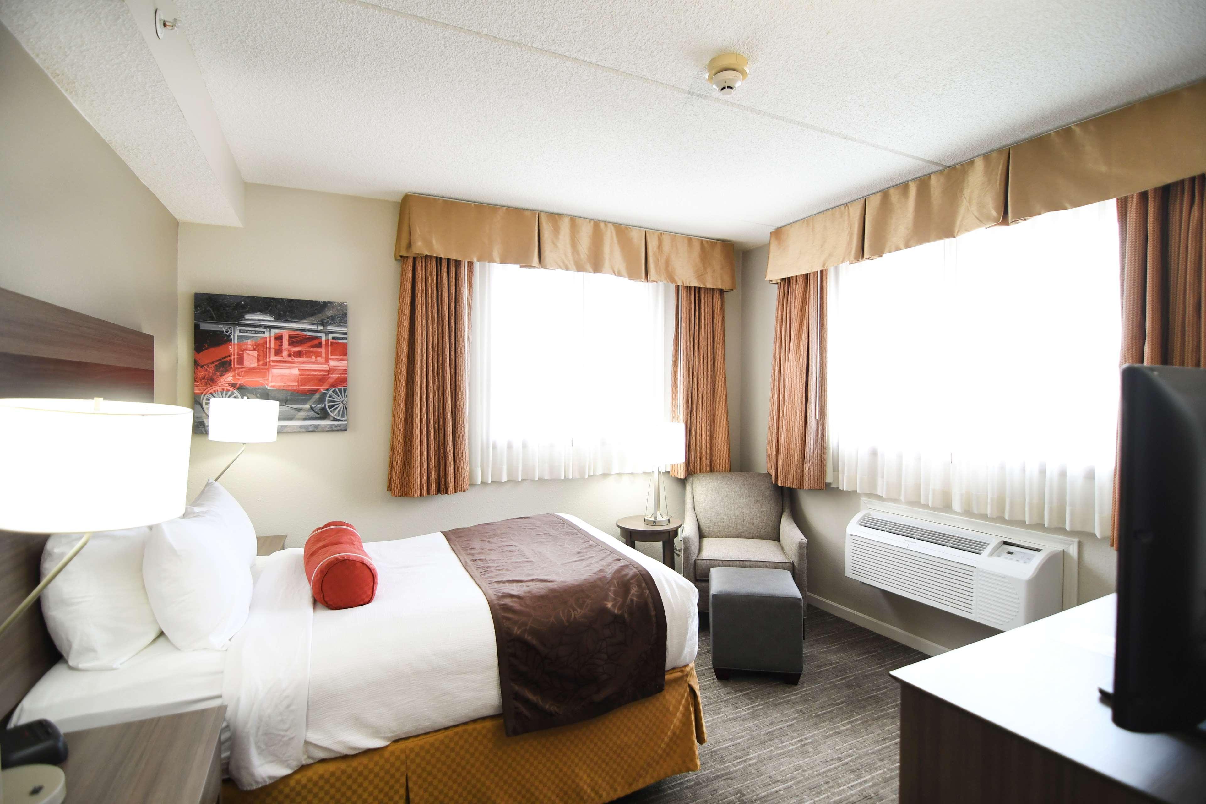 Best Western Plus Sandusky Hotel & Suites Extérieur photo