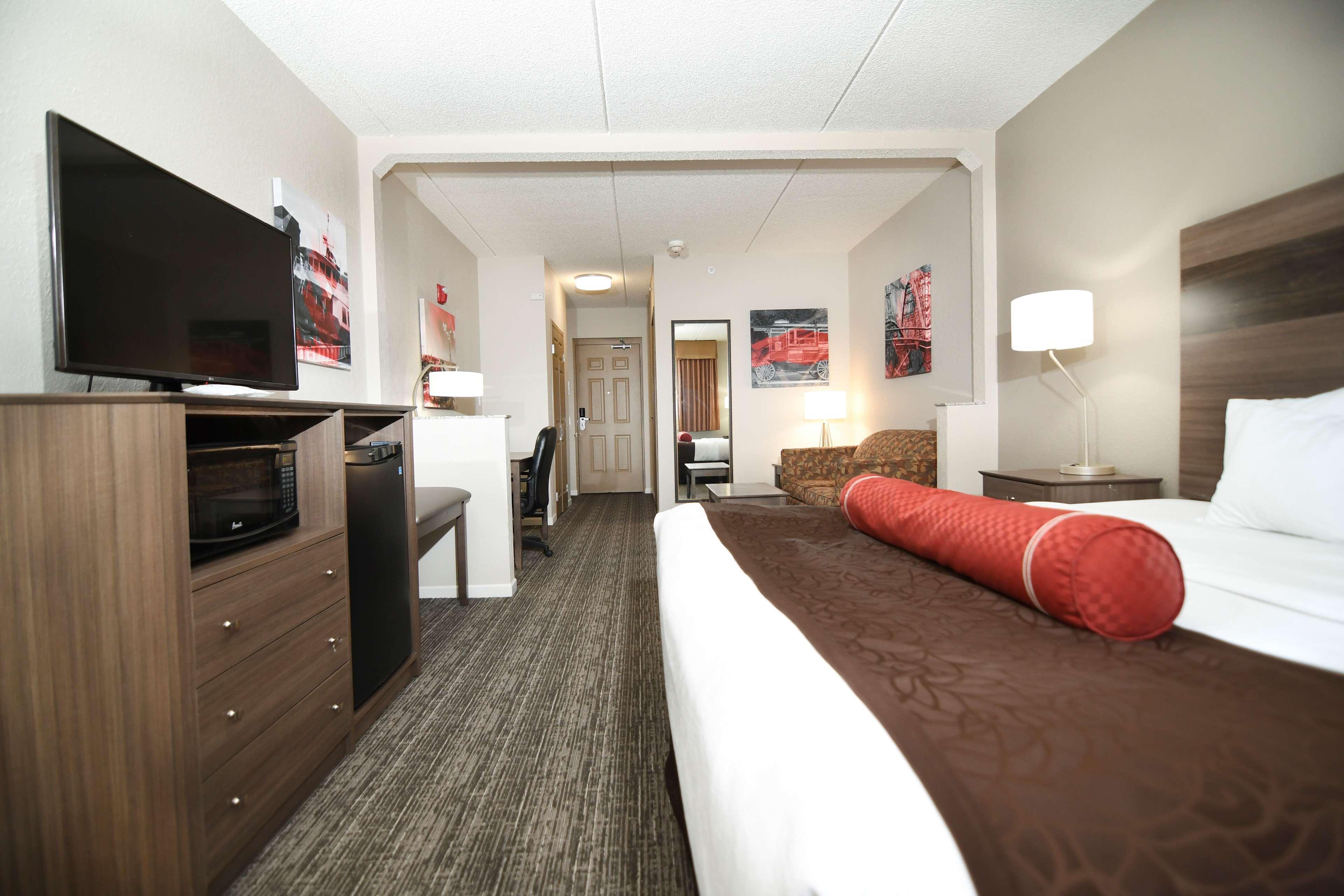 Best Western Plus Sandusky Hotel & Suites Extérieur photo