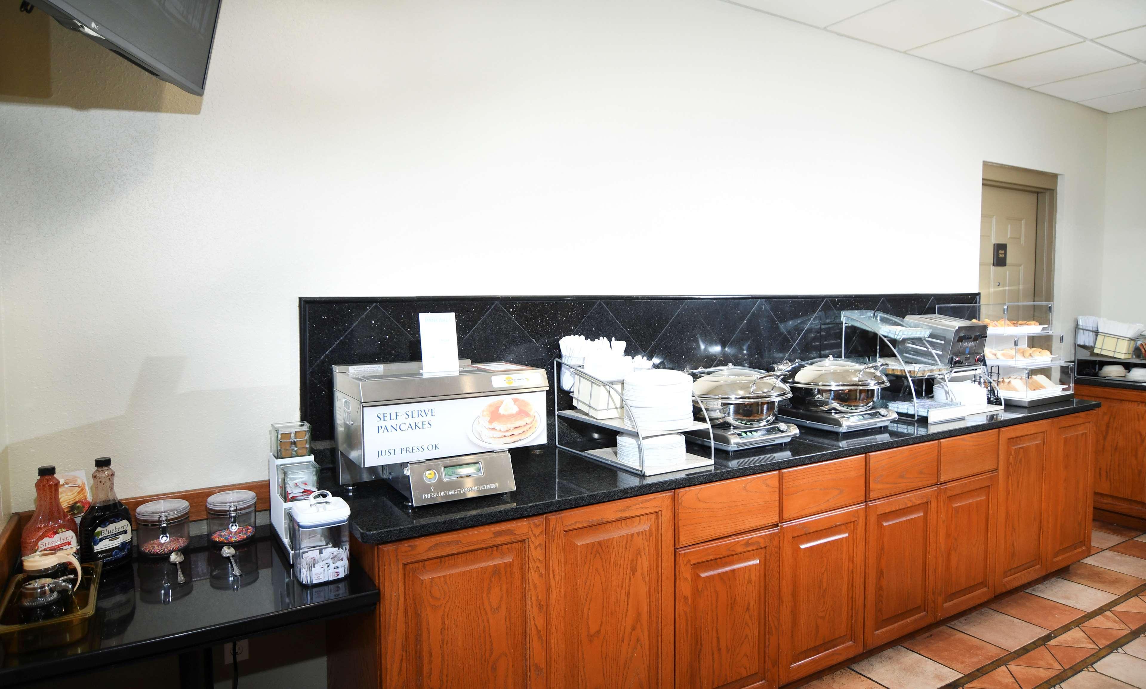 Best Western Plus Sandusky Hotel & Suites Extérieur photo