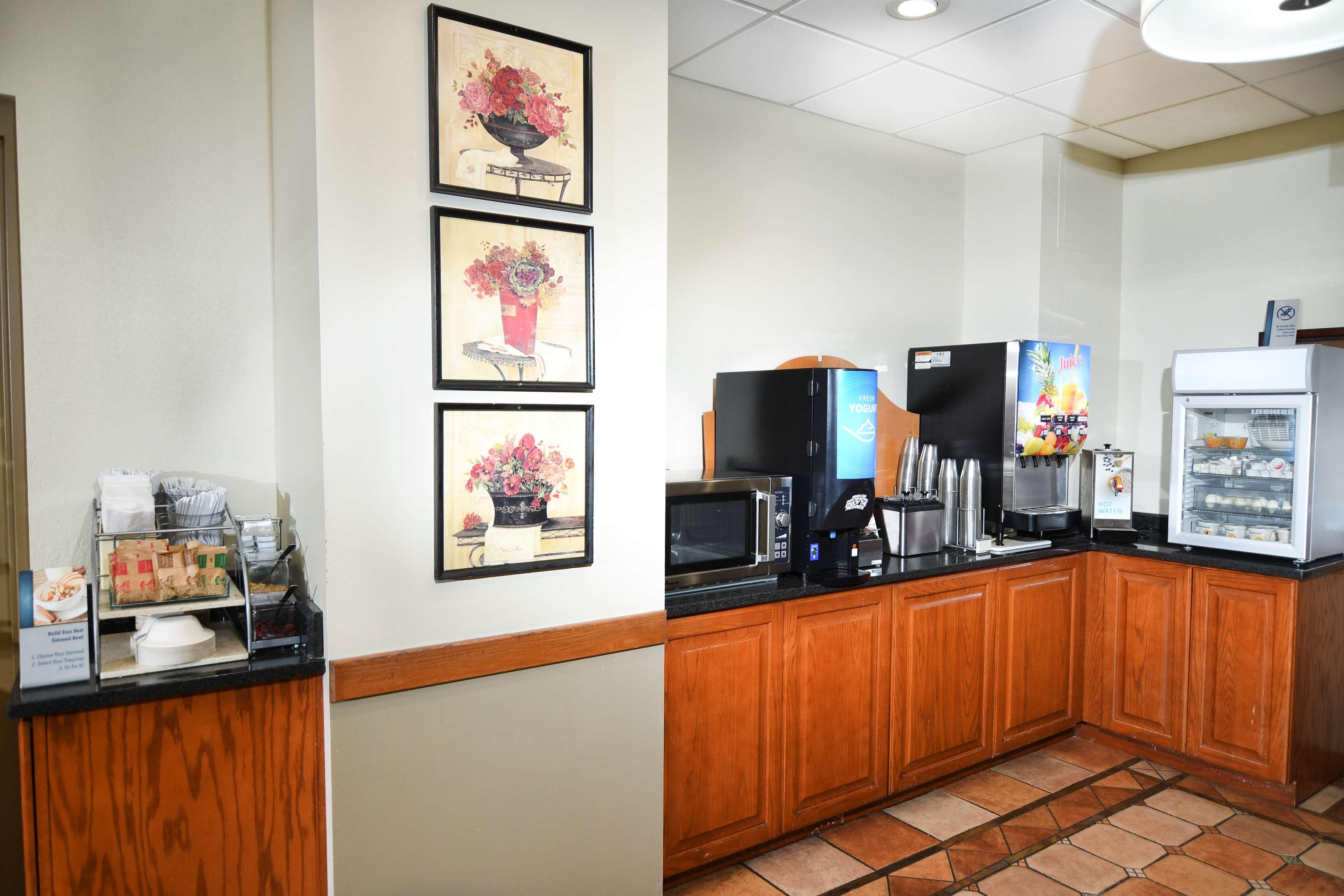 Best Western Plus Sandusky Hotel & Suites Extérieur photo