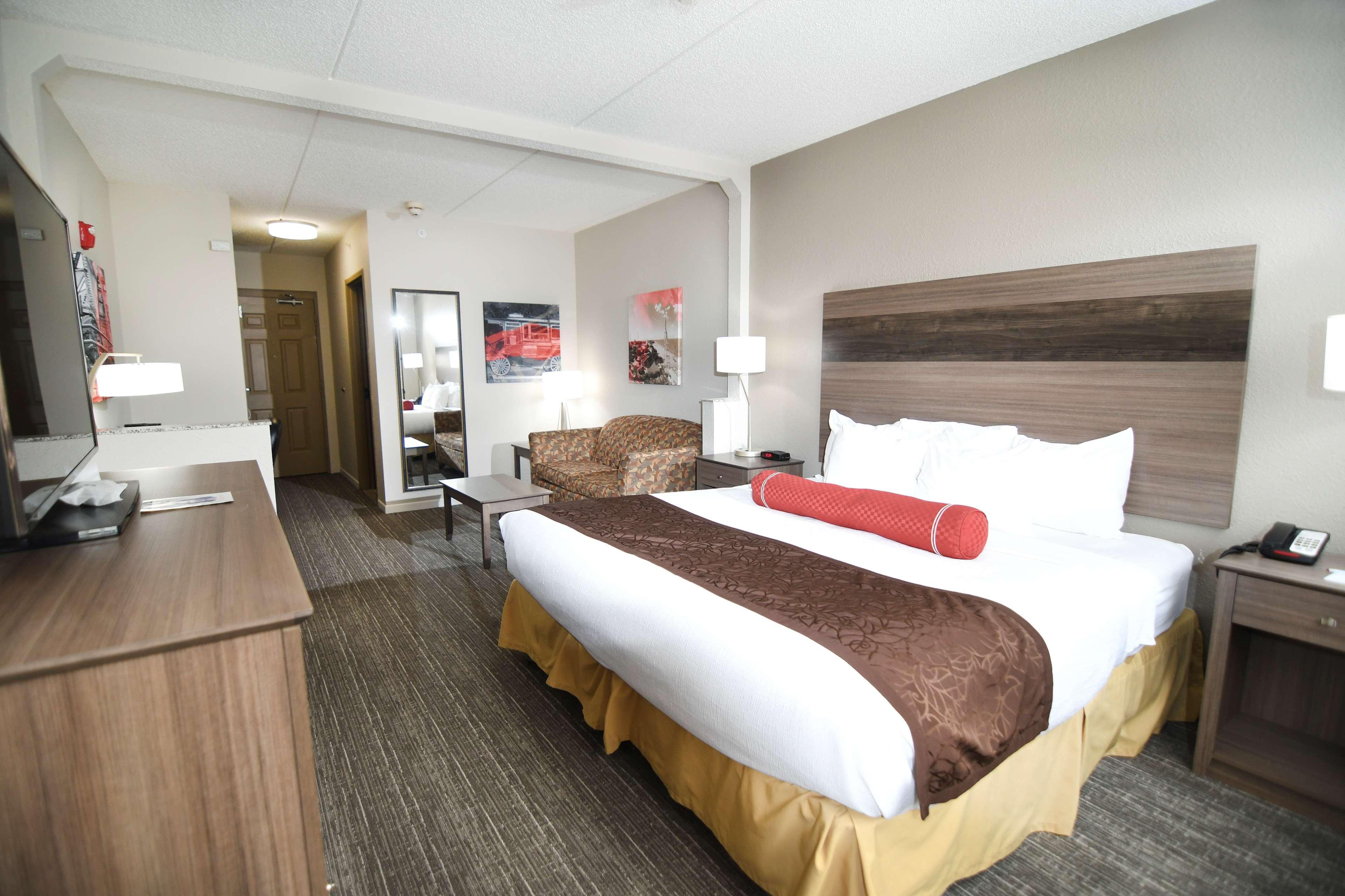Best Western Plus Sandusky Hotel & Suites Extérieur photo