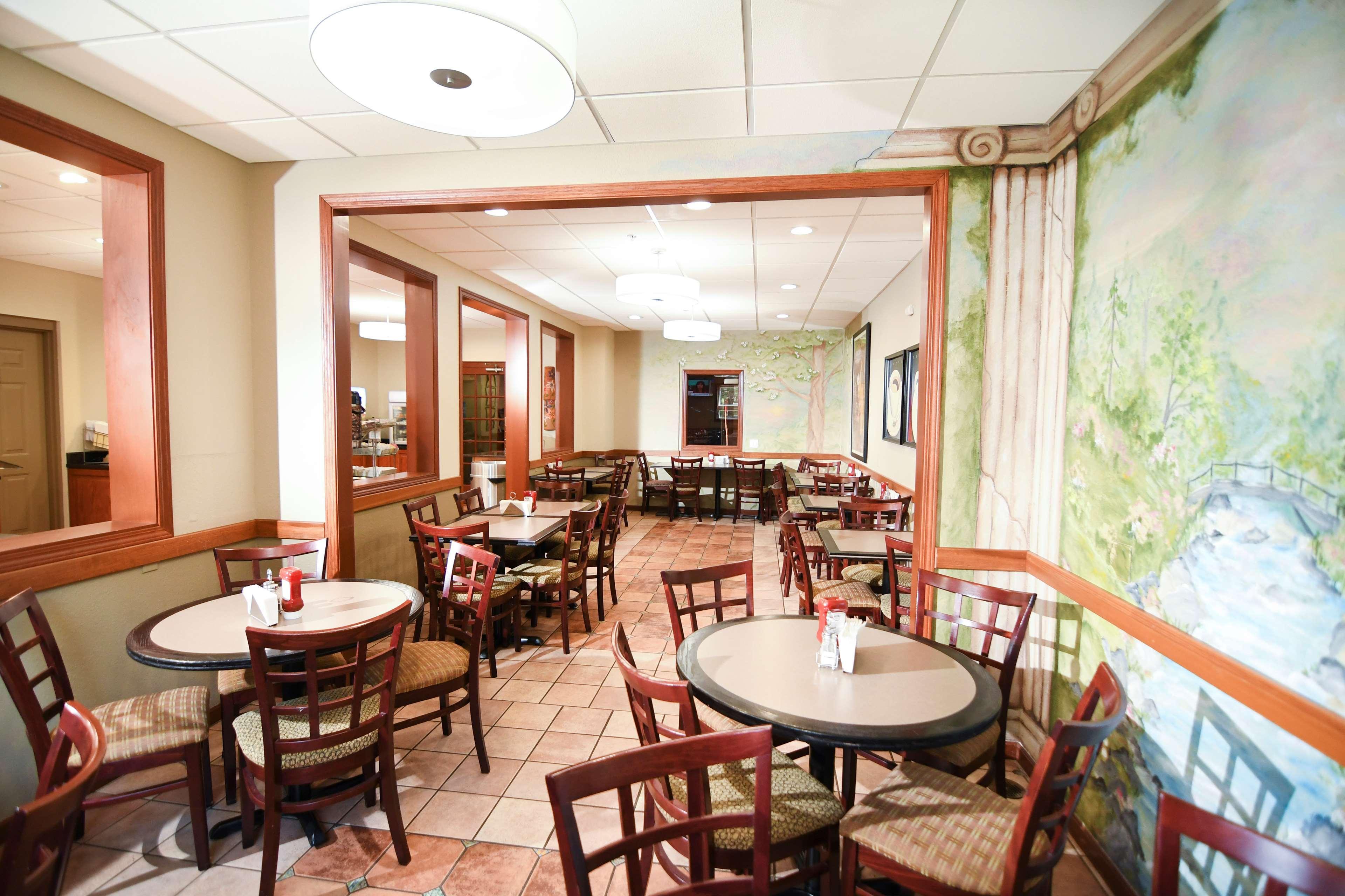 Best Western Plus Sandusky Hotel & Suites Extérieur photo
