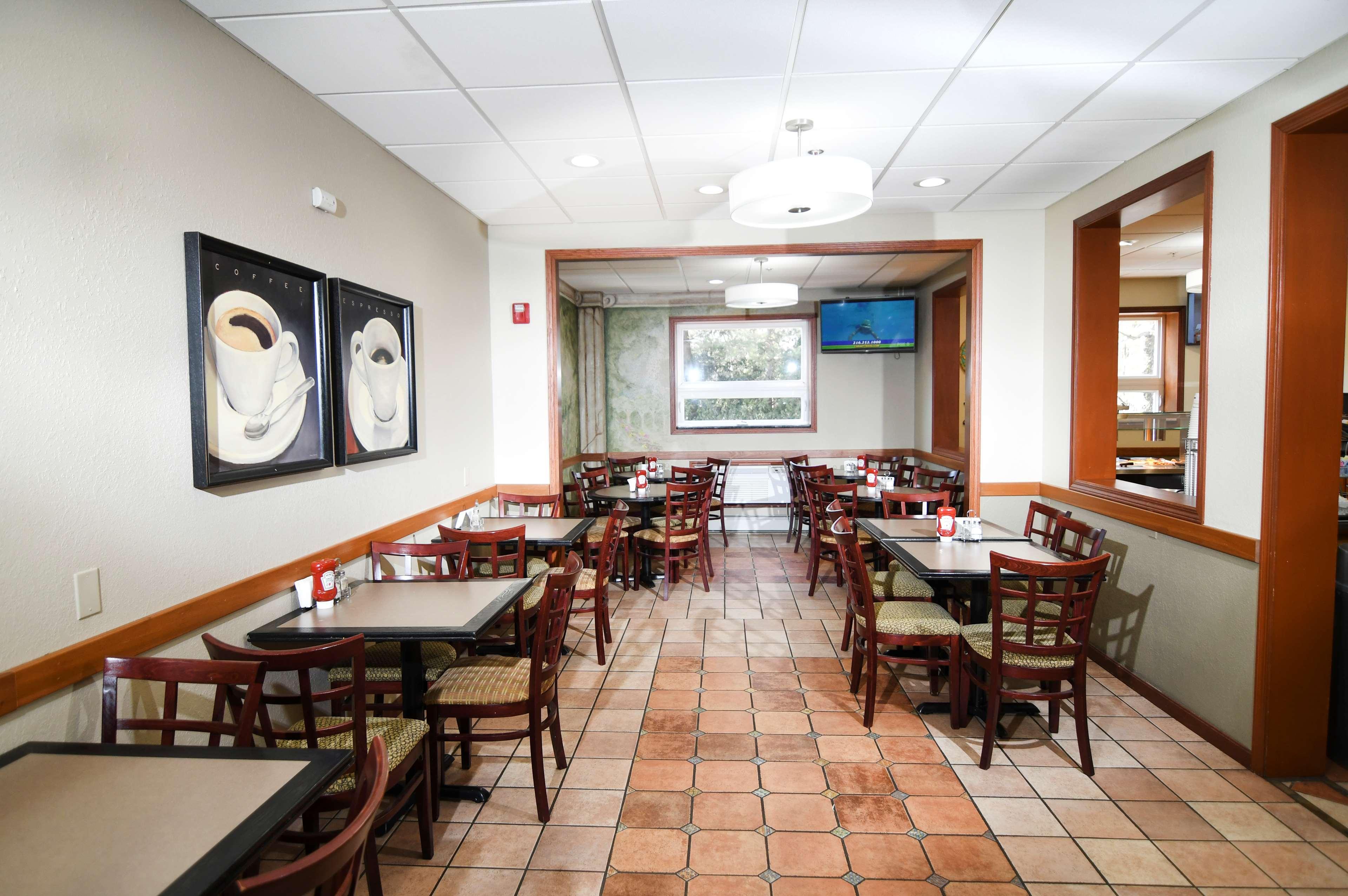 Best Western Plus Sandusky Hotel & Suites Extérieur photo
